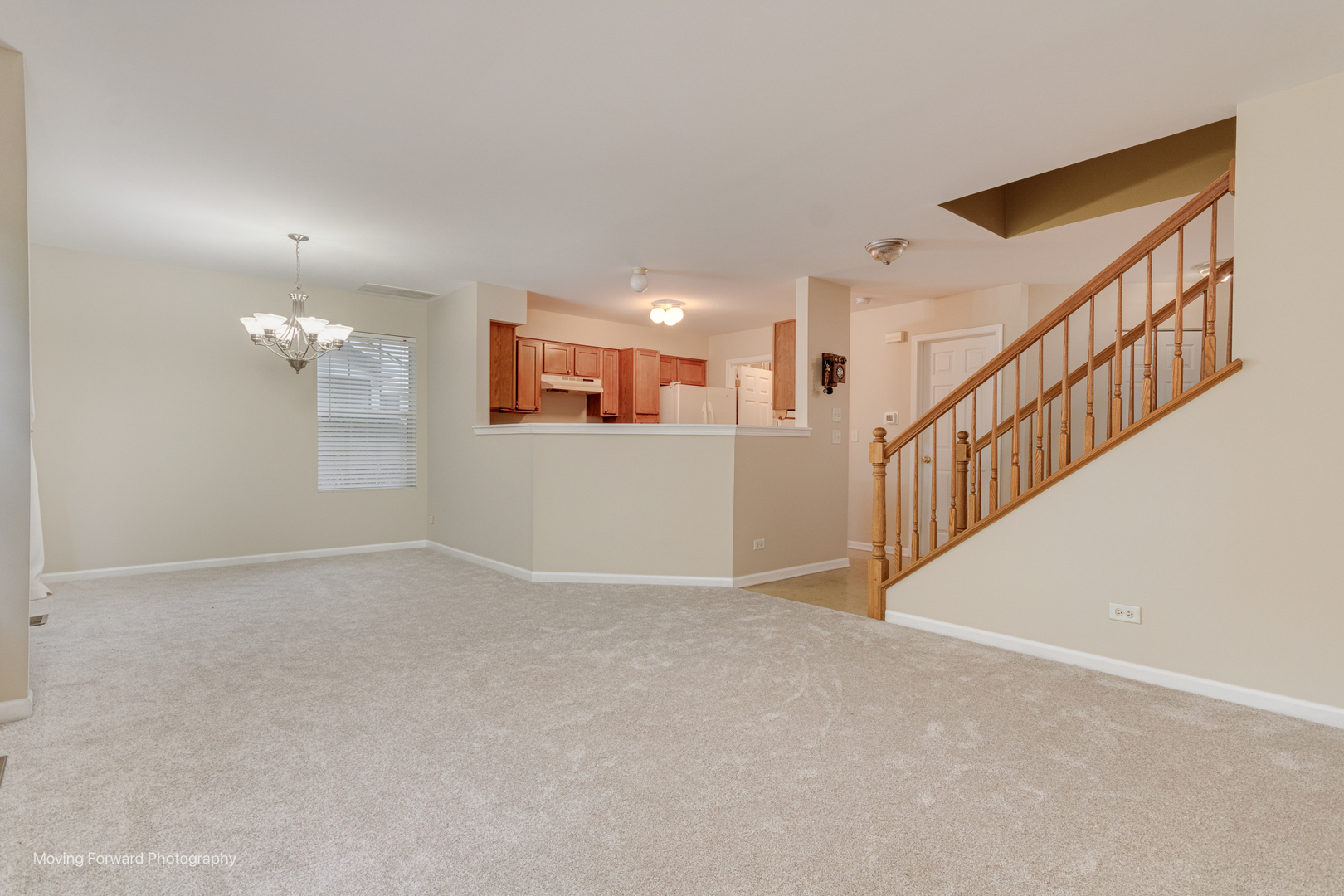 2417 Stoughton Circle #2417, Aurora, IL 60502