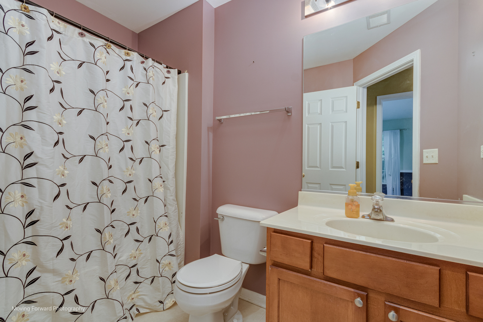 2417 Stoughton Circle #2417, Aurora, IL 60502