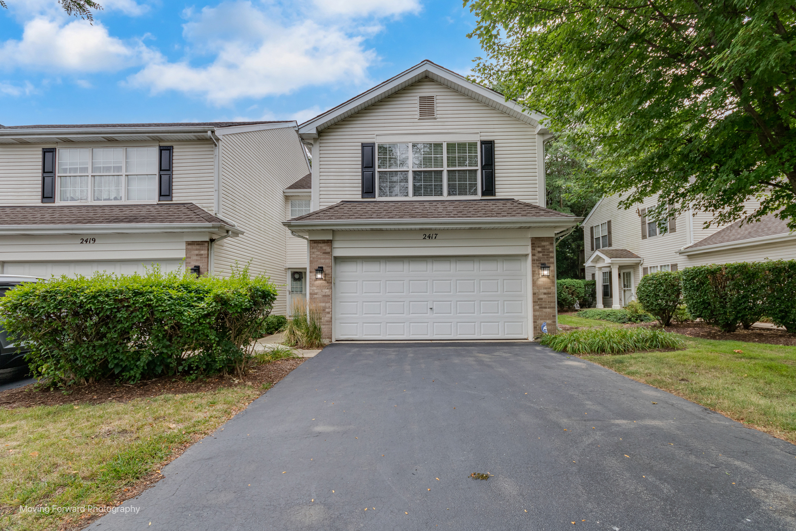 2417 Stoughton Circle #2417, Aurora, IL 60502