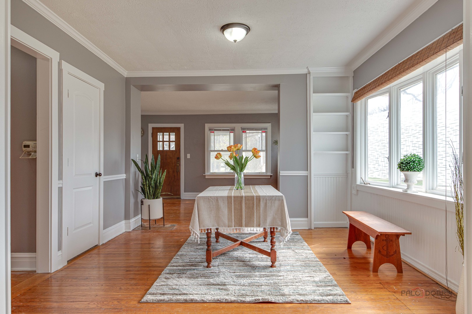 300 E Sheridan Place, Lake Bluff, IL 60044