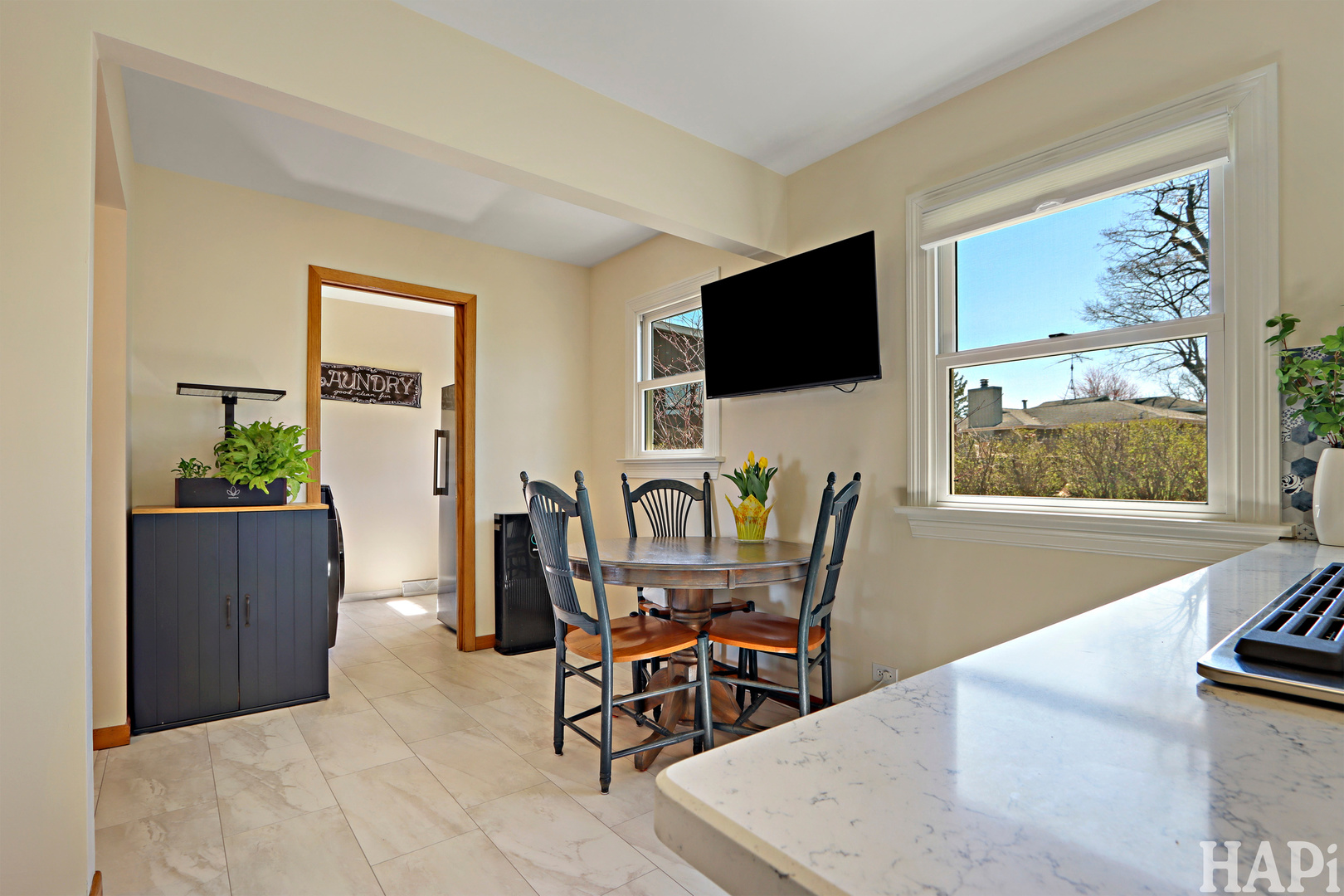 33254 N Cove Road, Grayslake, IL 60030