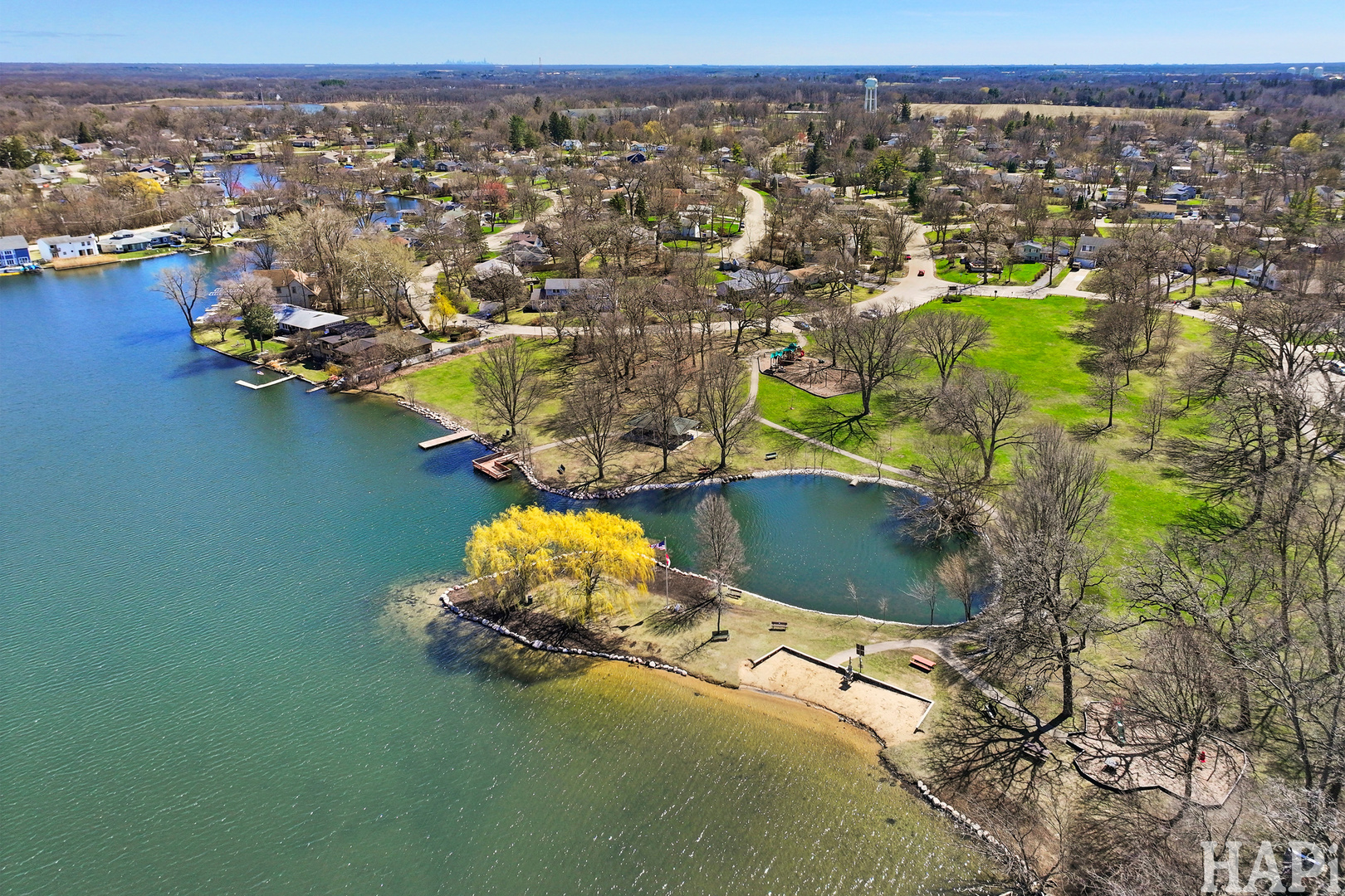 33254 N Cove Road, Grayslake, IL 60030