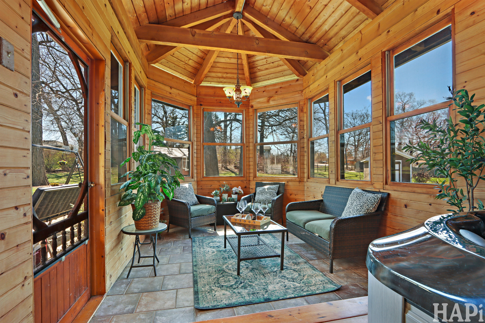 33254 N Cove Road, Grayslake, IL 60030