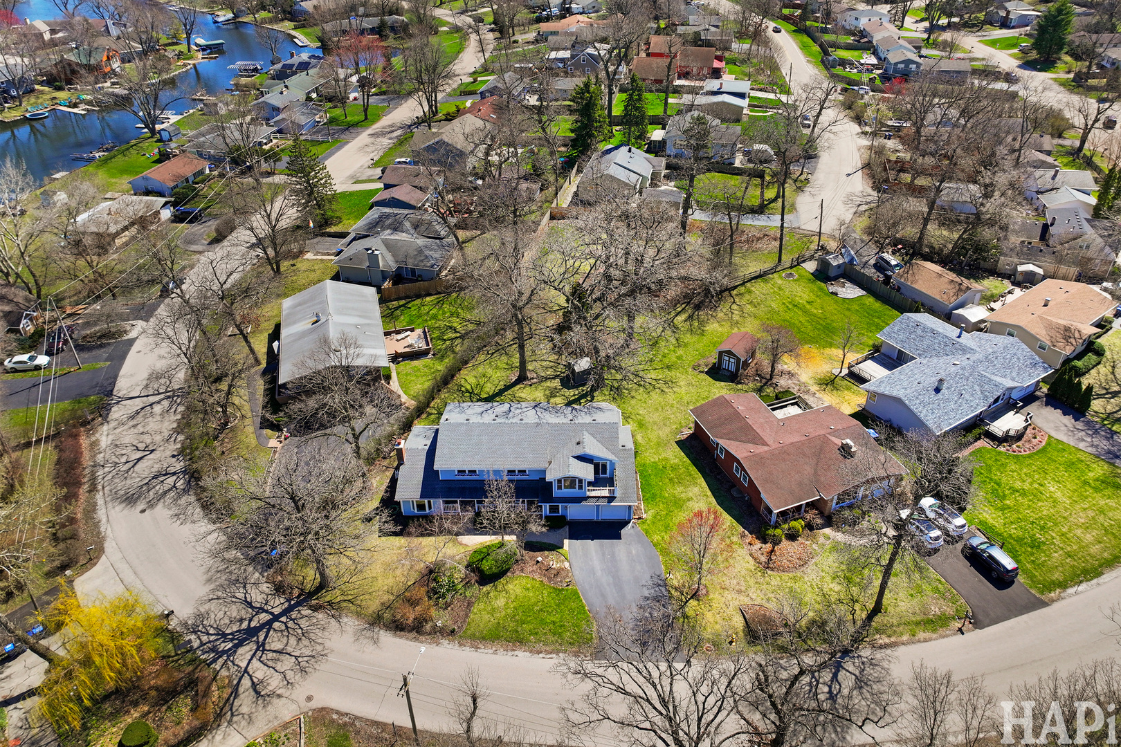 33254 N Cove Road, Grayslake, IL 60030