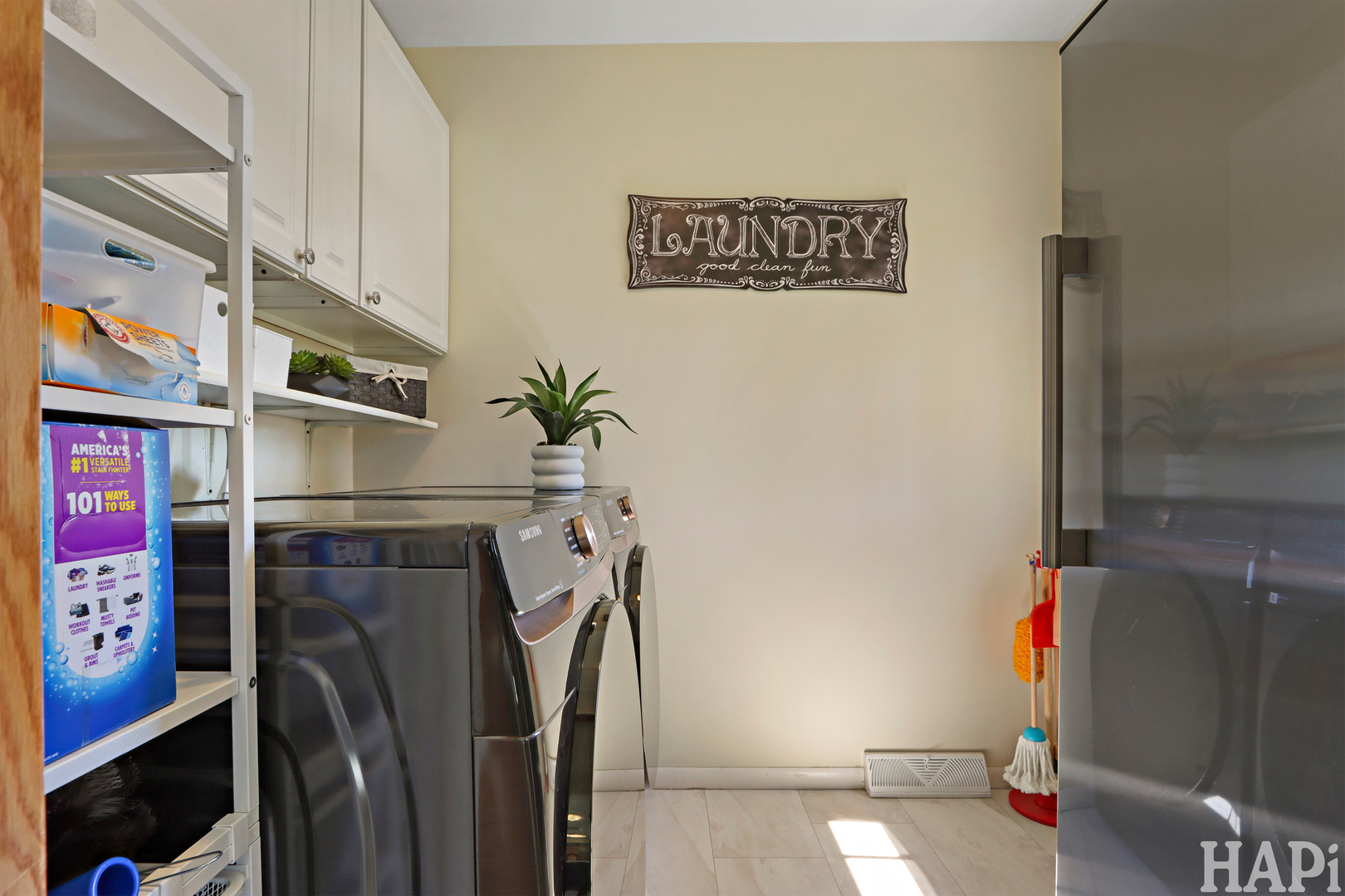 33254 N Cove Road, Grayslake, IL 60030