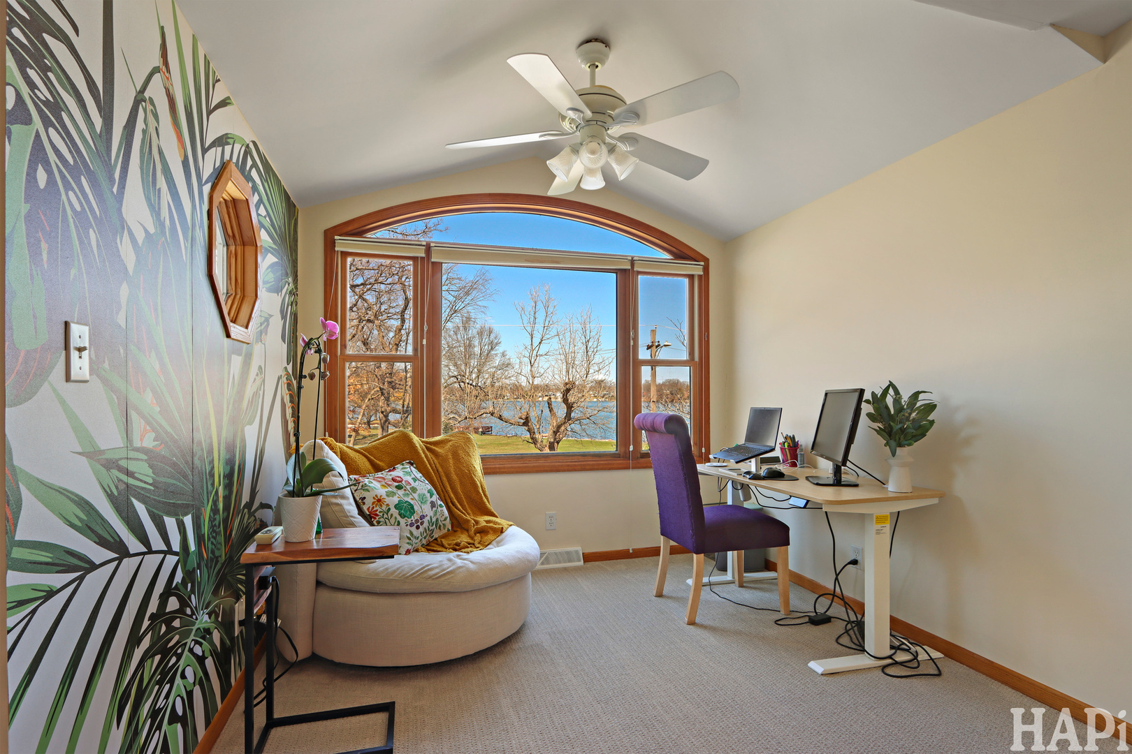 33254 N Cove Road, Grayslake, IL 60030