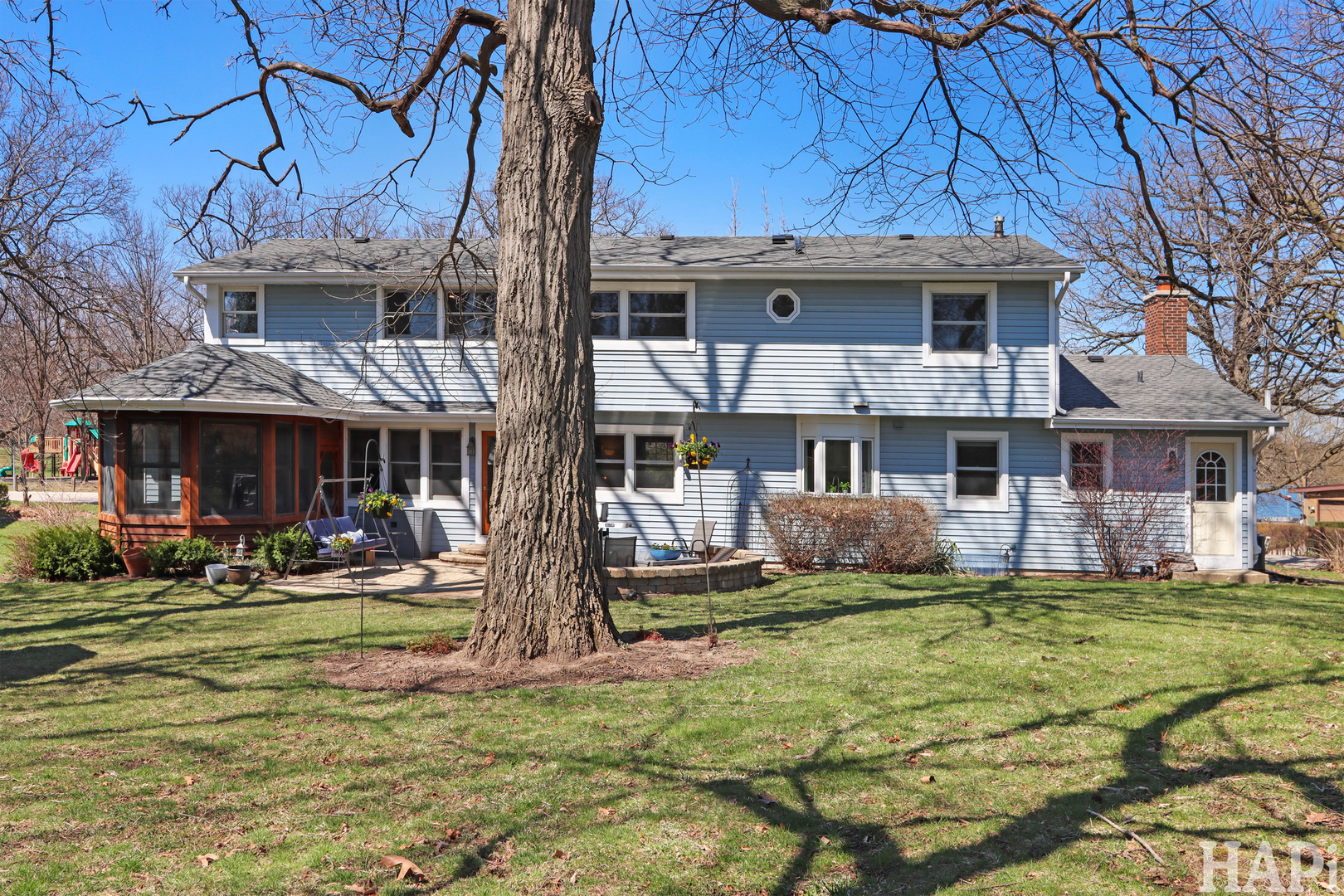 33254 N Cove Road, Grayslake, IL 60030