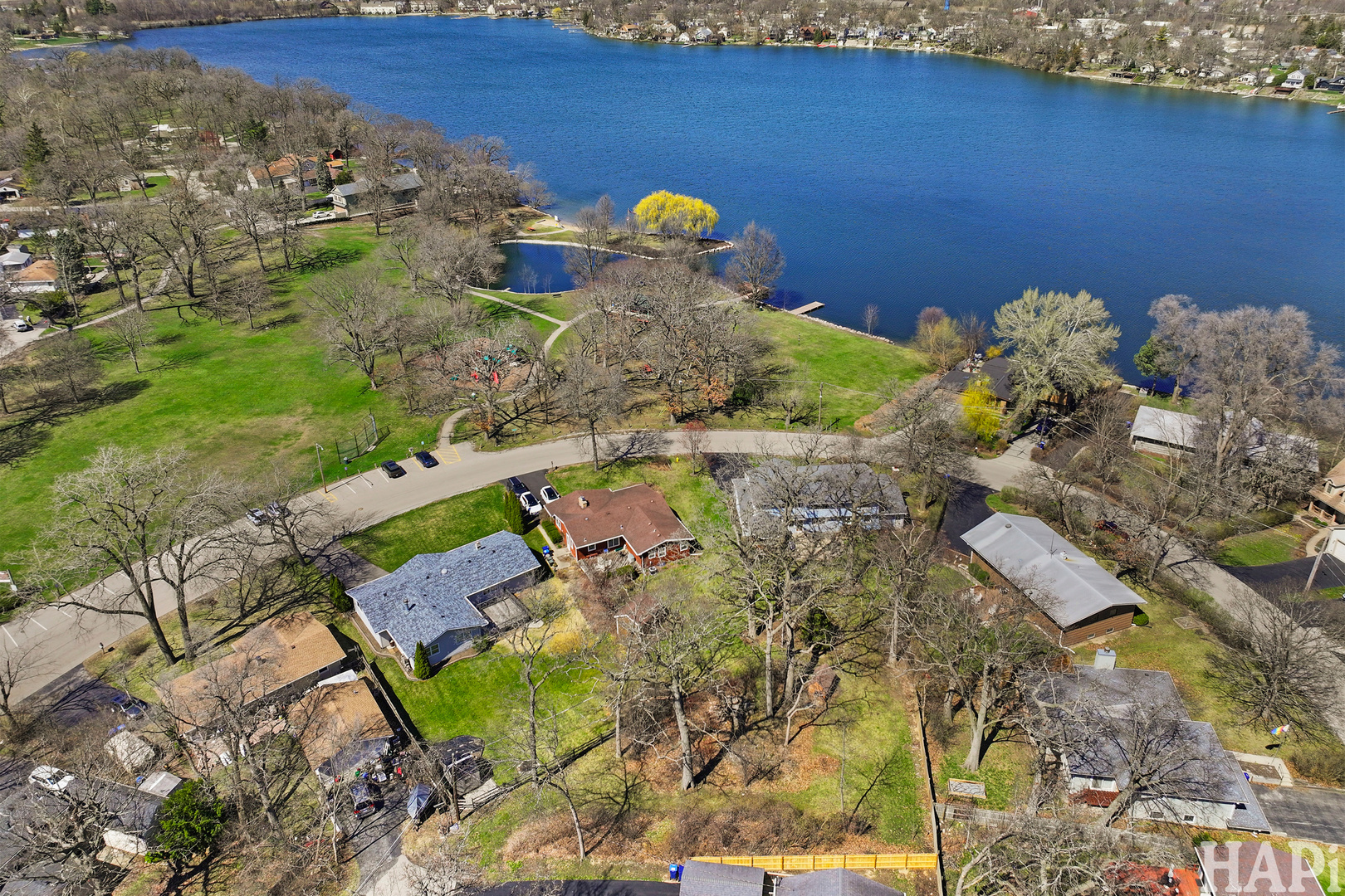 33254 N Cove Road, Grayslake, IL 60030