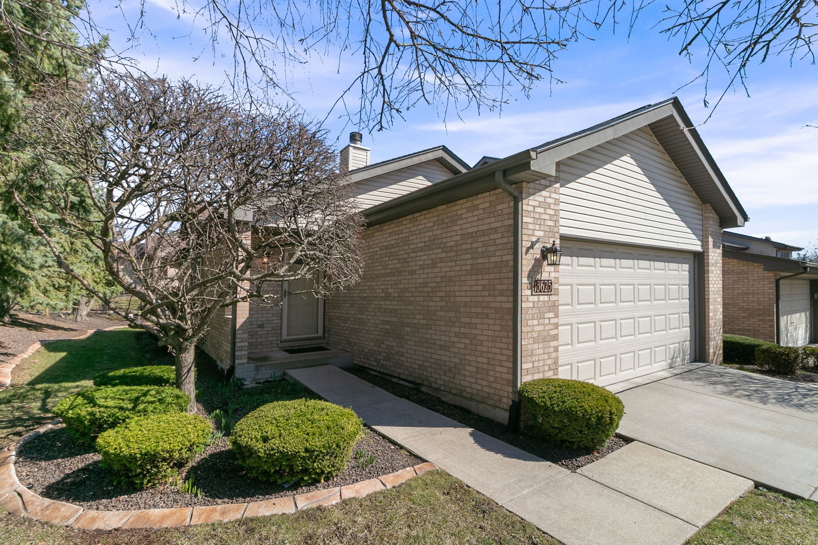 15625 Shenandoah Drive #15625, Orland Park, IL 60467
