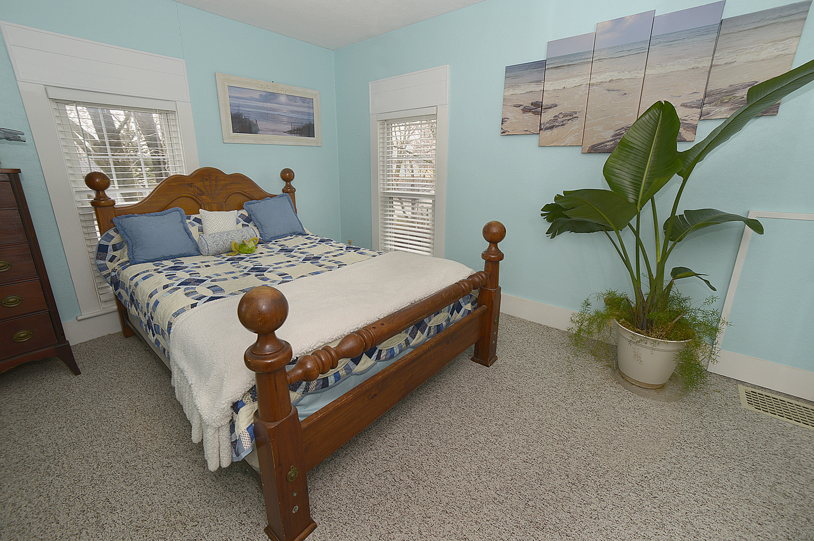 804 5th Avenue, Mendota, IL 61342