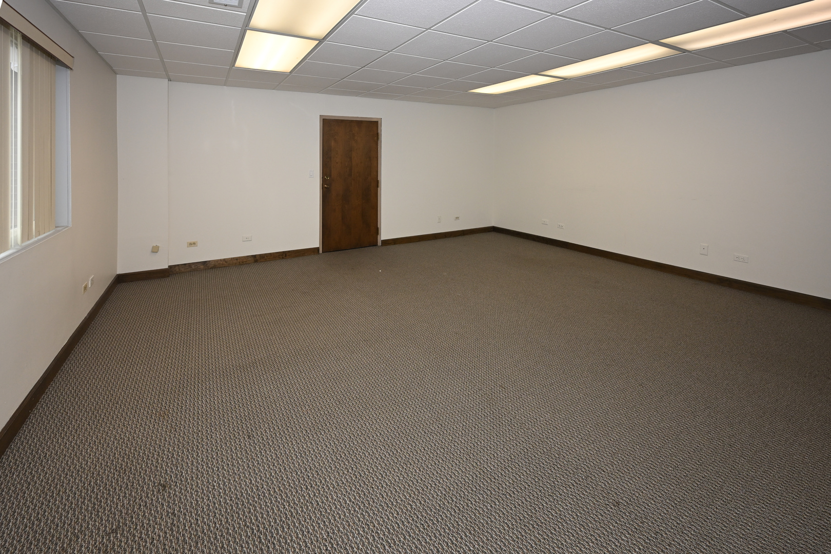 1101 W IRVING PARK Road, Bensenville, IL 60106