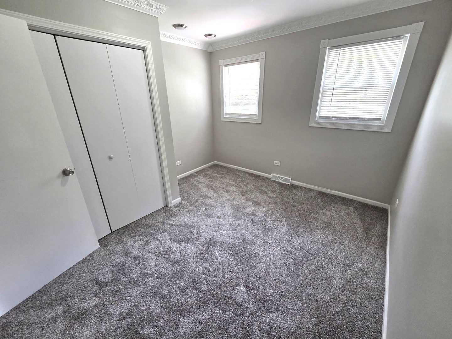 32W266 Glos Street, Wayne, IL 60184