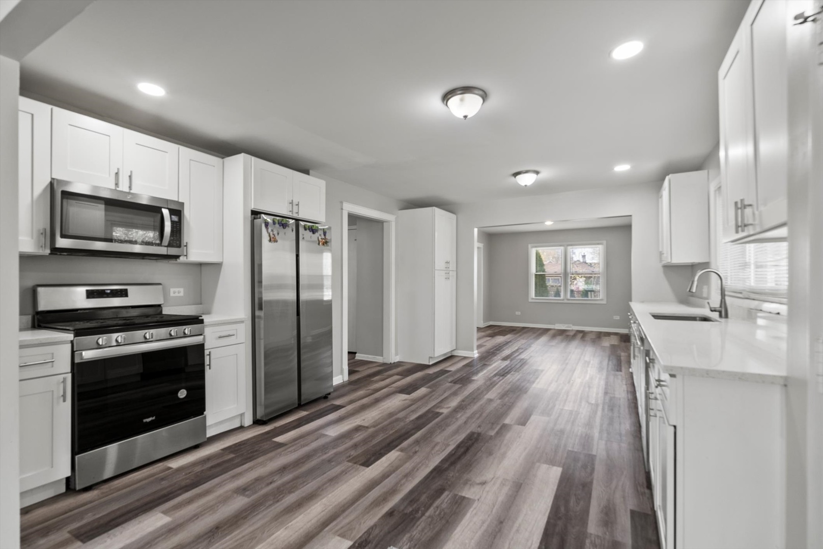 32W266 Glos Street, Wayne, IL 60184