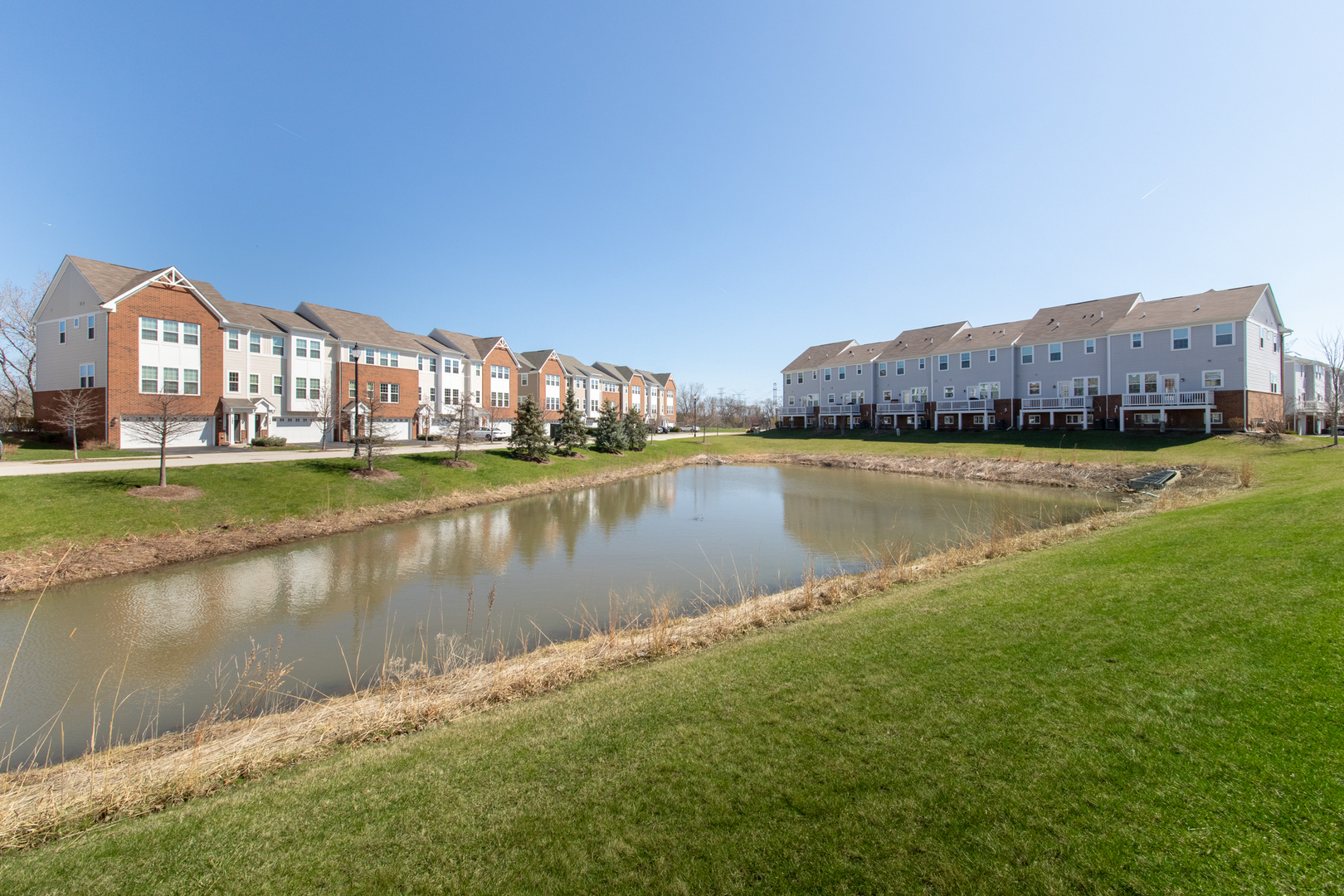 776 Rockwell Lane, Des Plaines, IL 60016