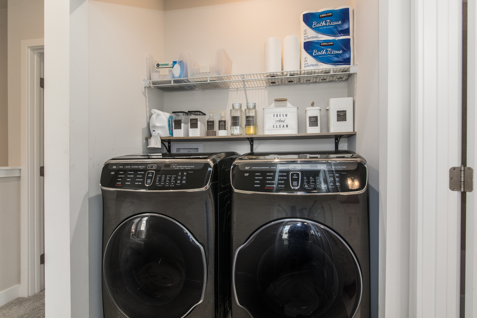 776 Rockwell Lane, Des Plaines, IL 60016