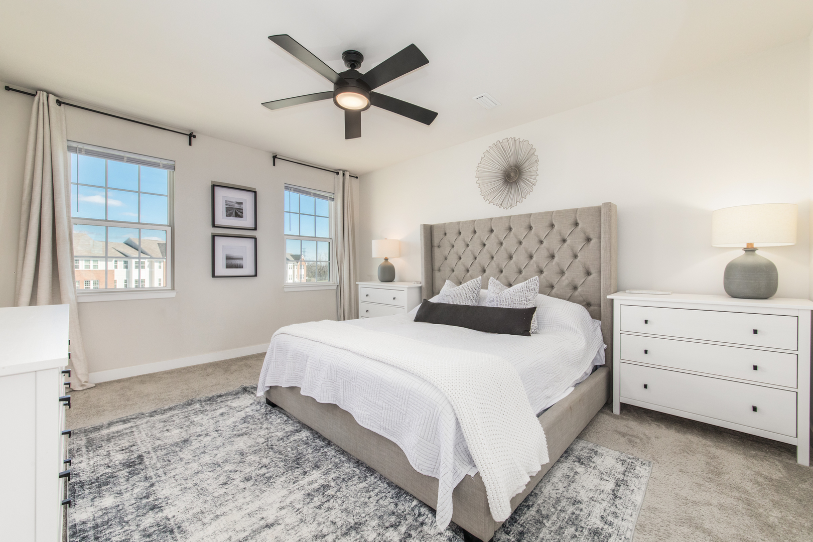 776 Rockwell Lane, Des Plaines, IL 60016