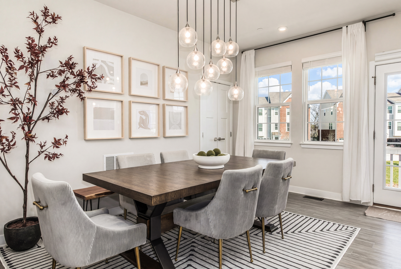 776 Rockwell Lane, Des Plaines, IL 60016