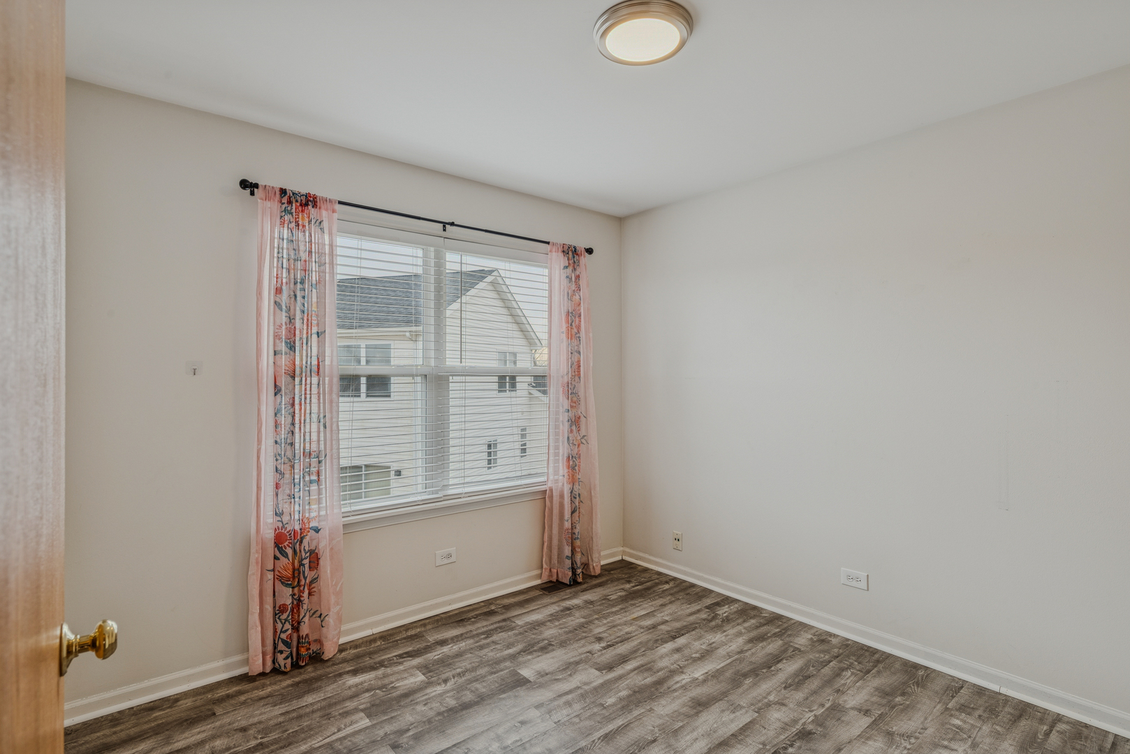 32481 Bakers Drive #32481, Lakemoor, IL 60051