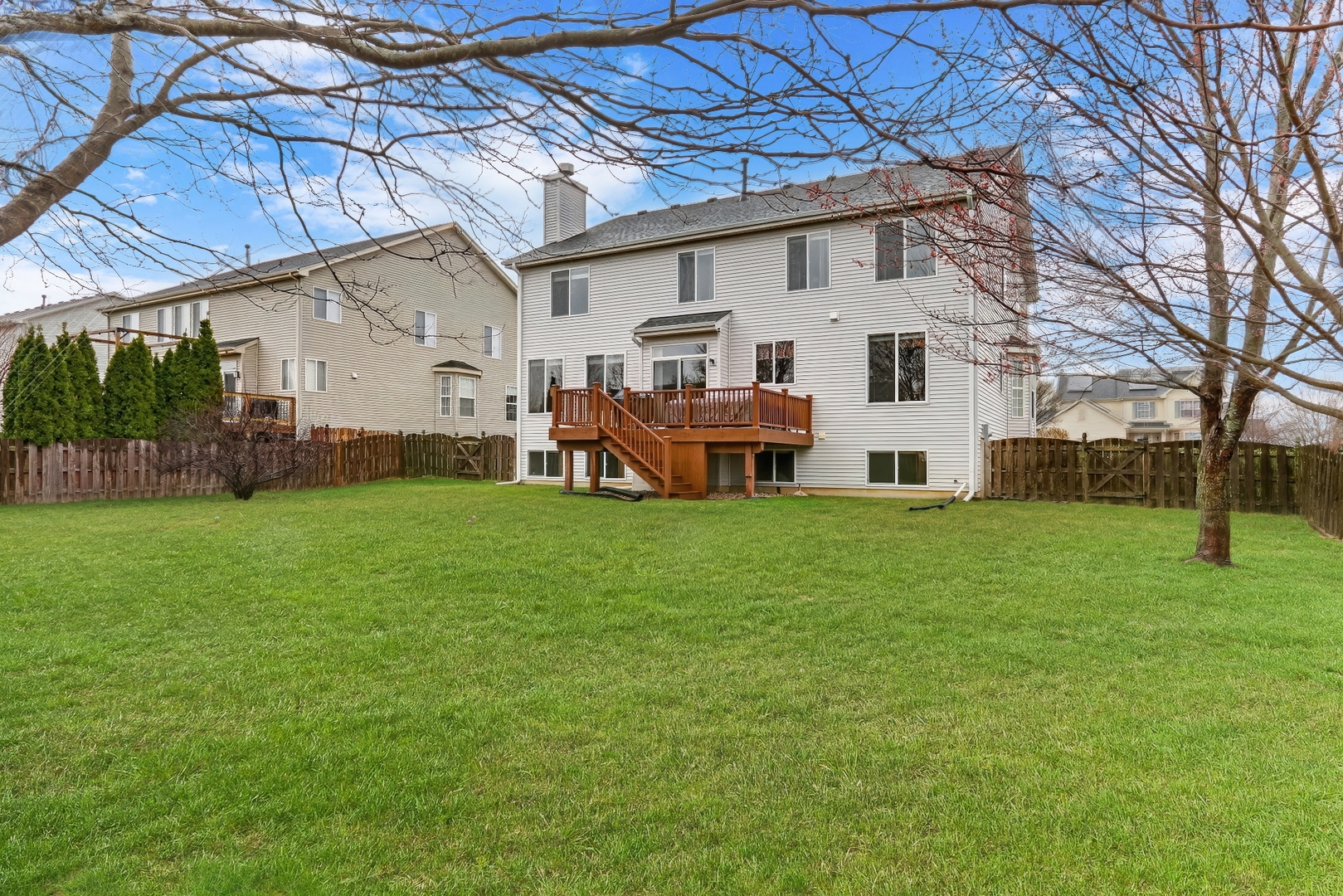 296 Biros Lane, Round Lake, IL 60073