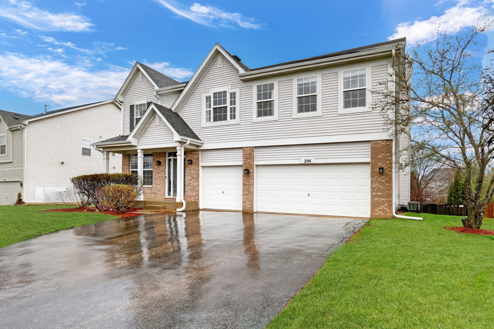 296 Biros Lane, Round Lake, IL 60073