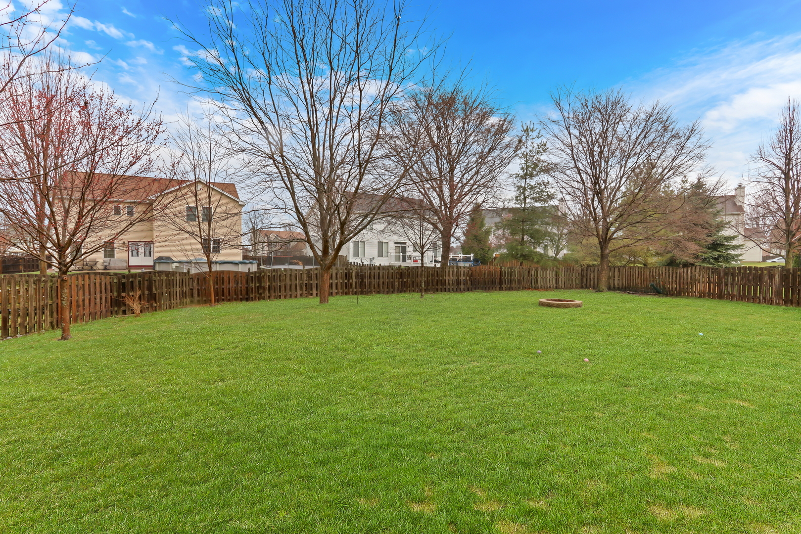 296 Biros Lane, Round Lake, IL 60073