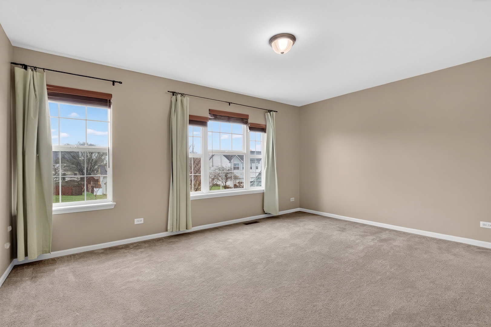 296 Biros Lane, Round Lake, IL 60073