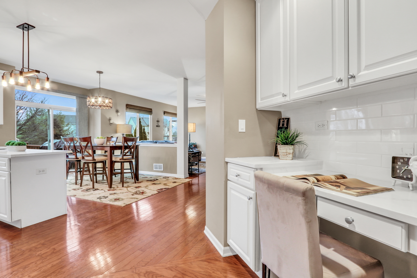 296 Biros Lane, Round Lake, IL 60073