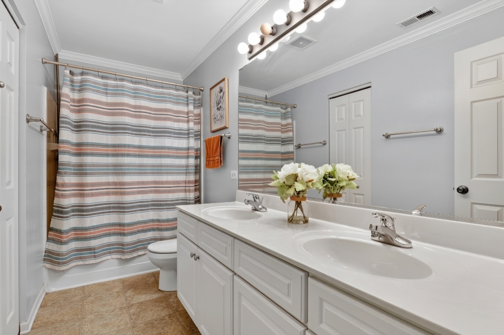 296 Biros Lane, Round Lake, IL 60073