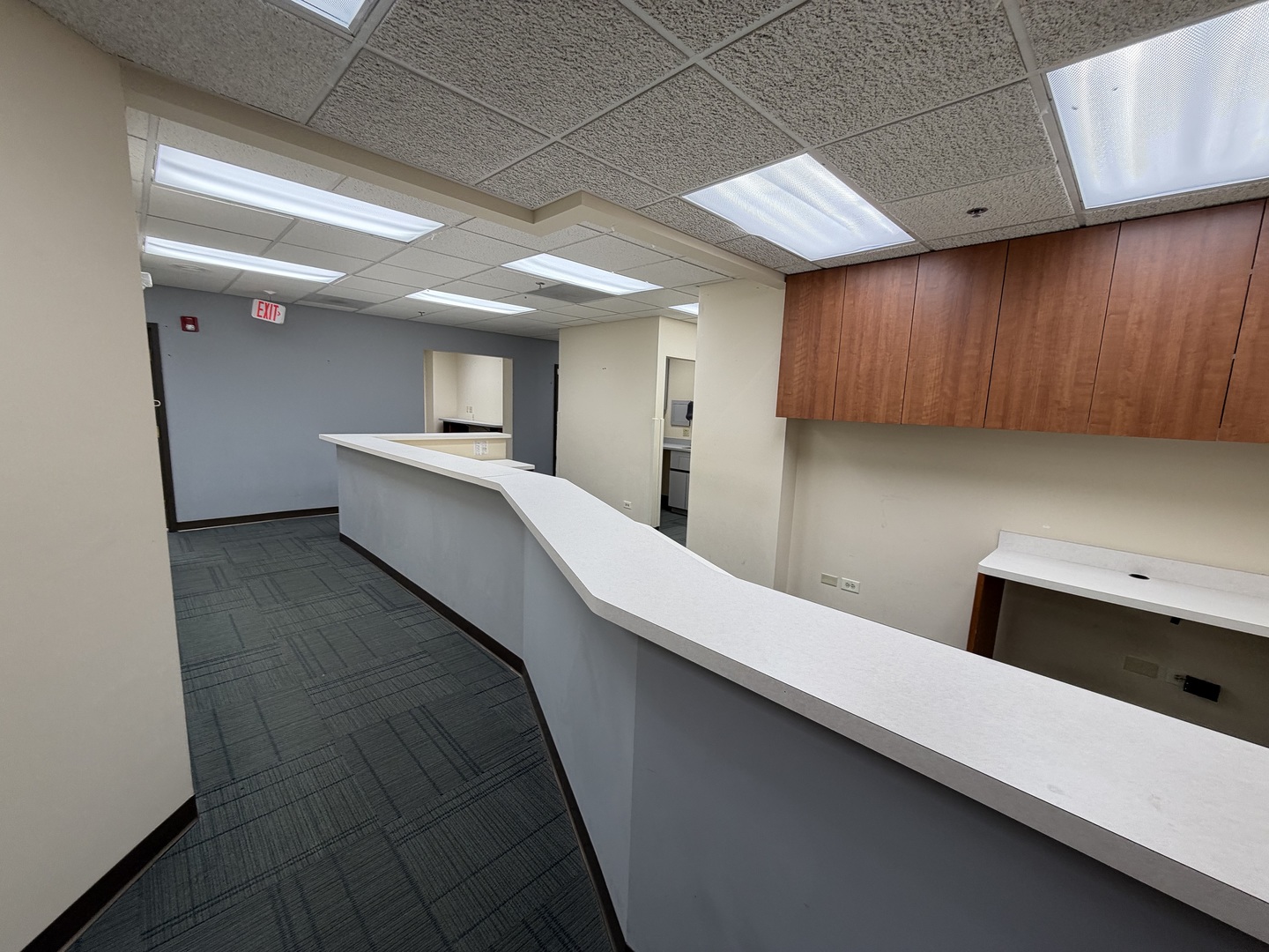 501-517 Thornhill Drive, Carol Stream, IL 60188