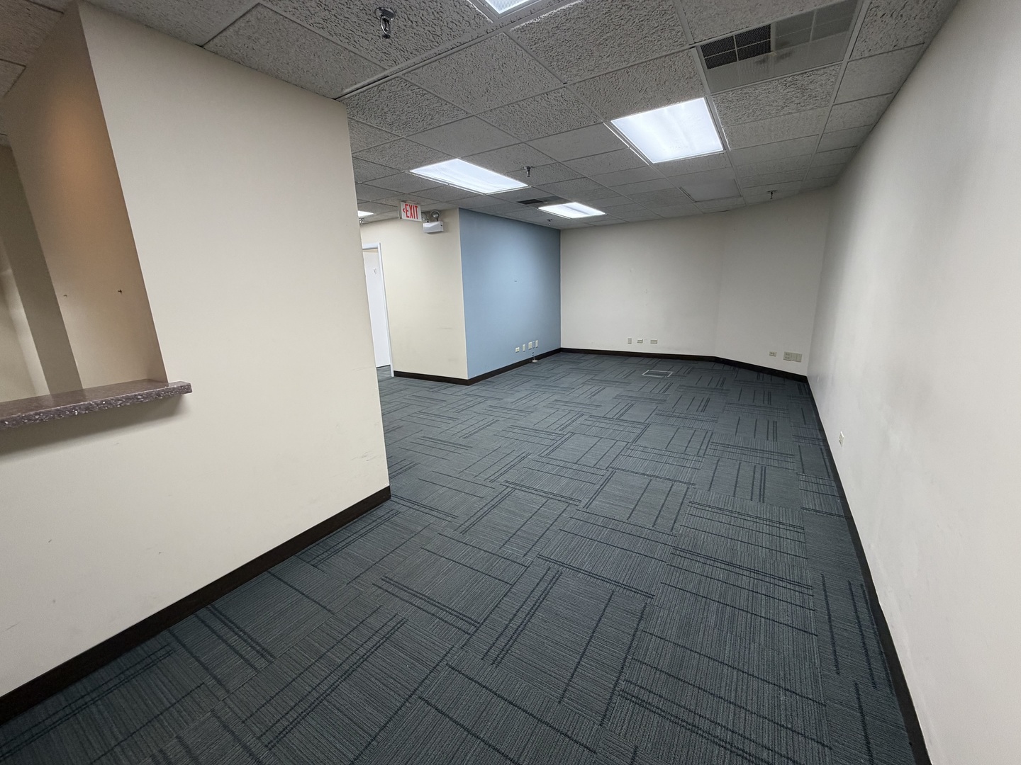 501-517 Thornhill Drive, Carol Stream, IL 60188