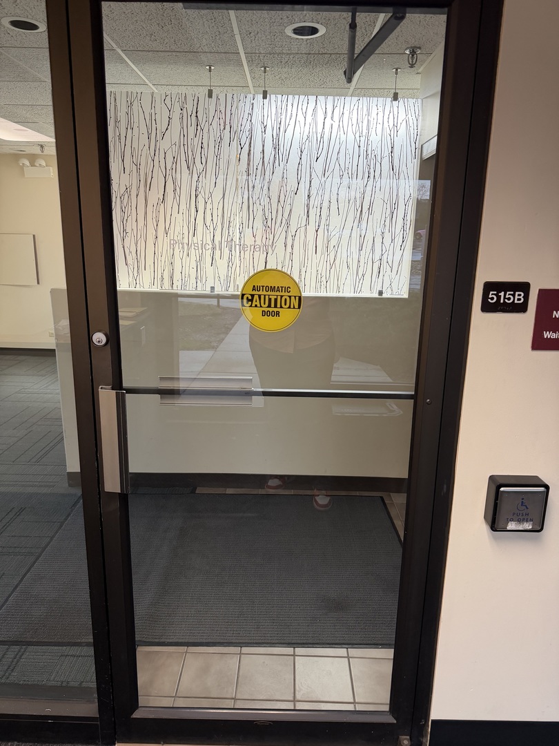 501-517 Thornhill Drive, Carol Stream, IL 60188