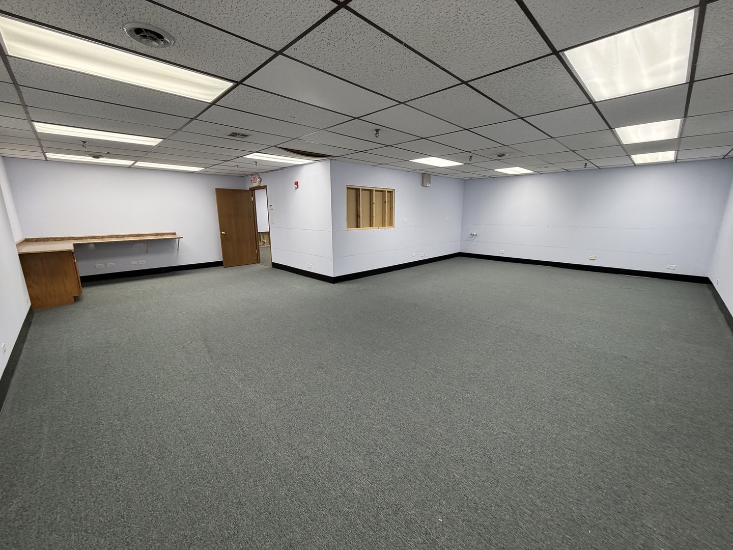 501-517 Thornhill Drive, Carol Stream, IL 60188