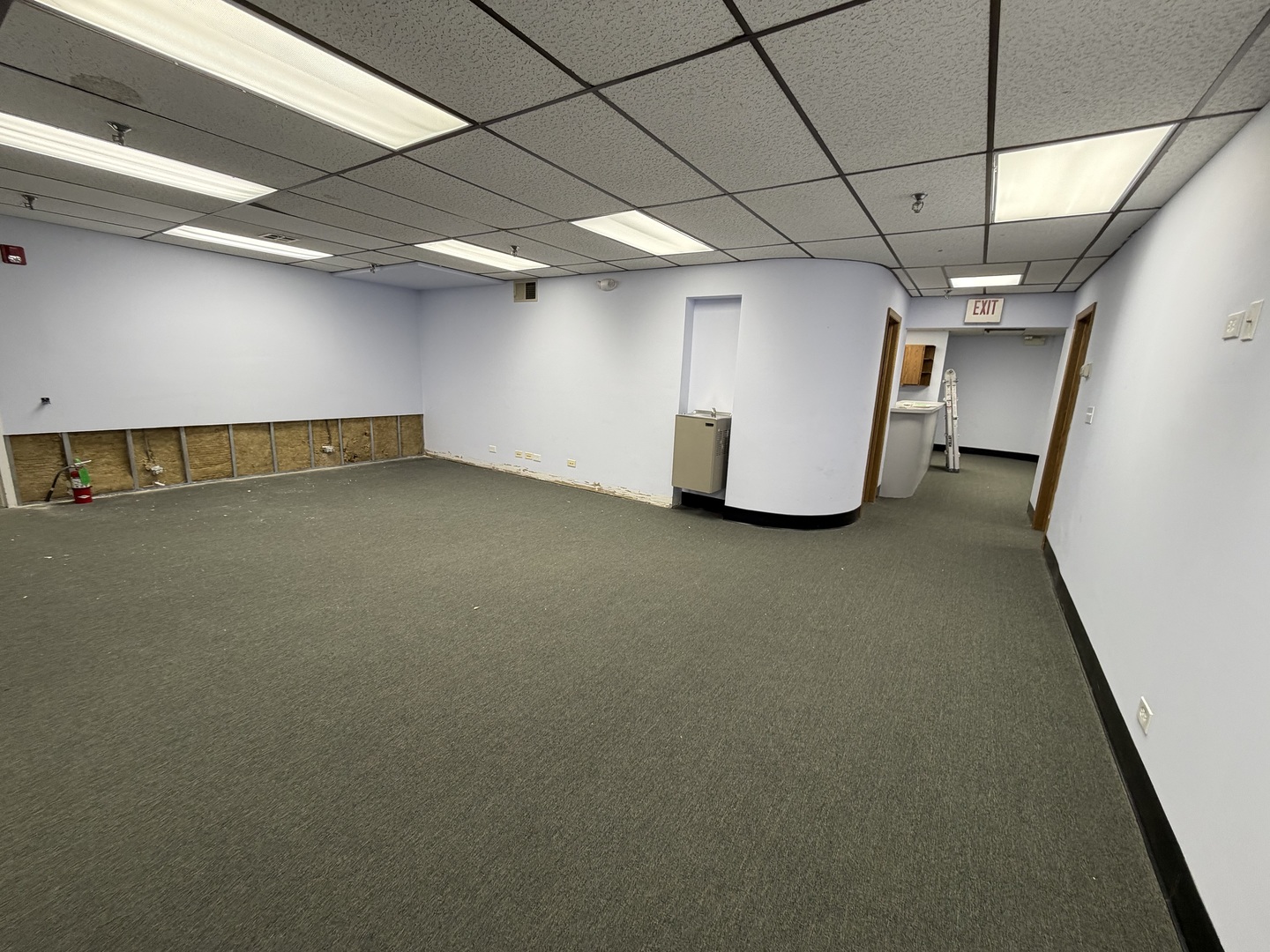 501-517 Thornhill Drive, Carol Stream, IL 60188