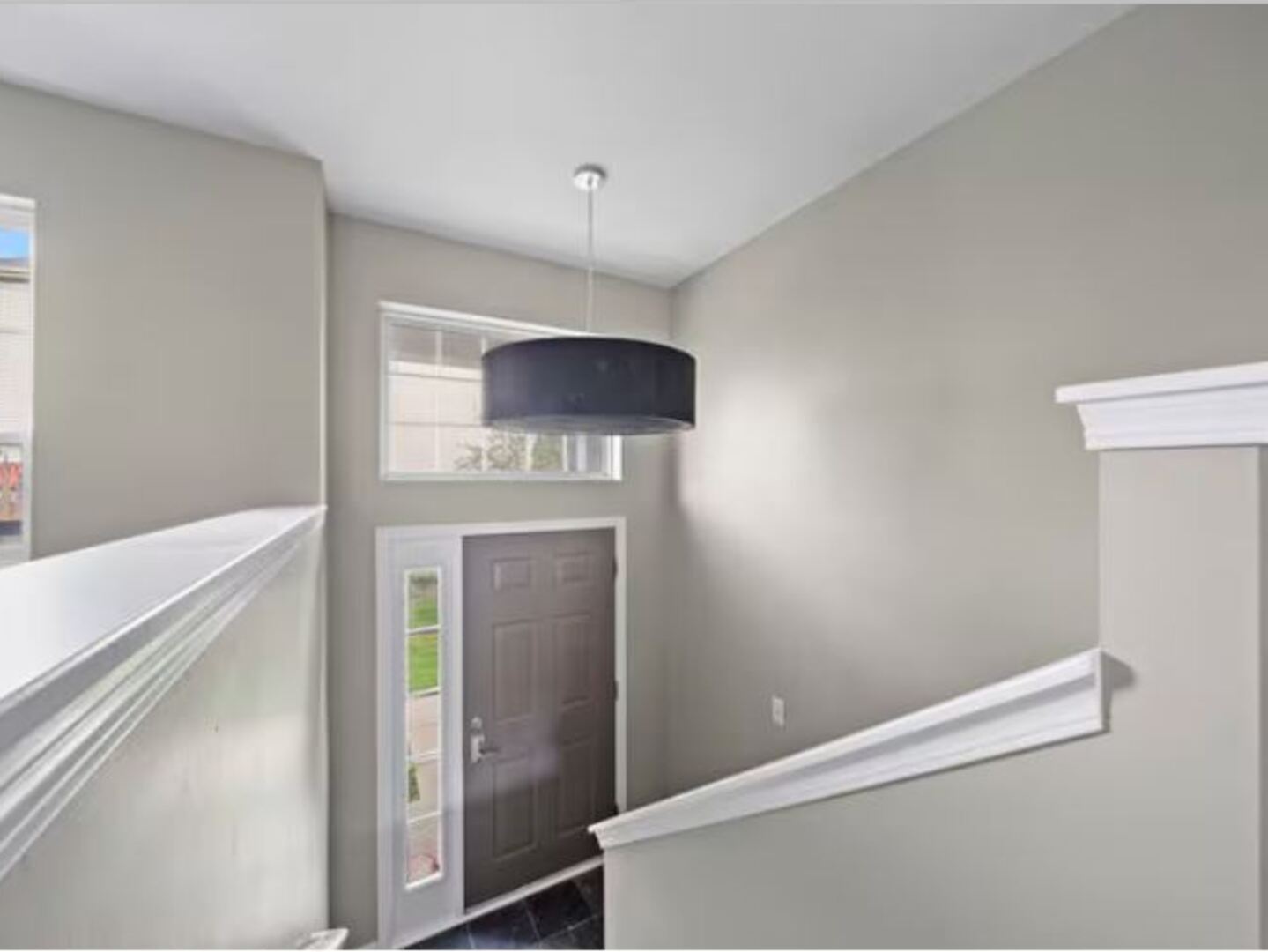 512 Lincoln Station Drive #512, Oswego, IL 60543