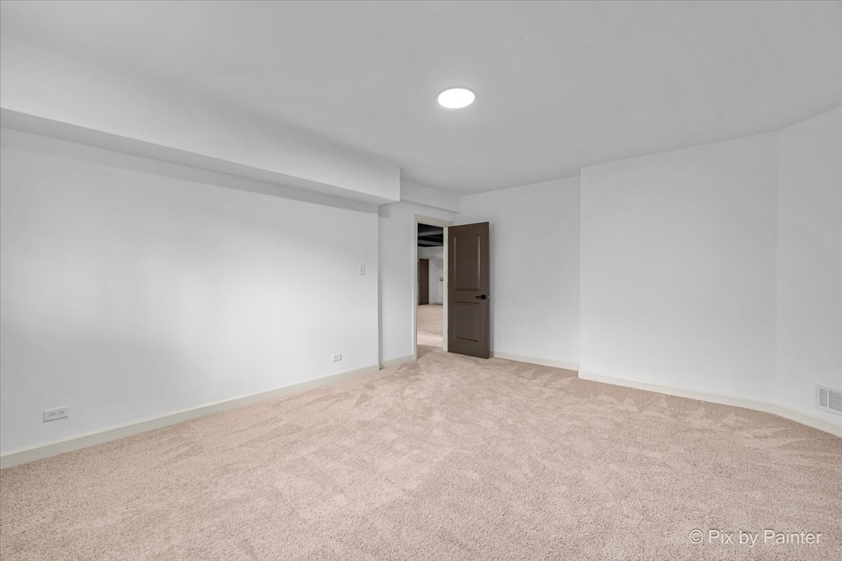 39182 N Rangers Way, Antioch, IL 60002