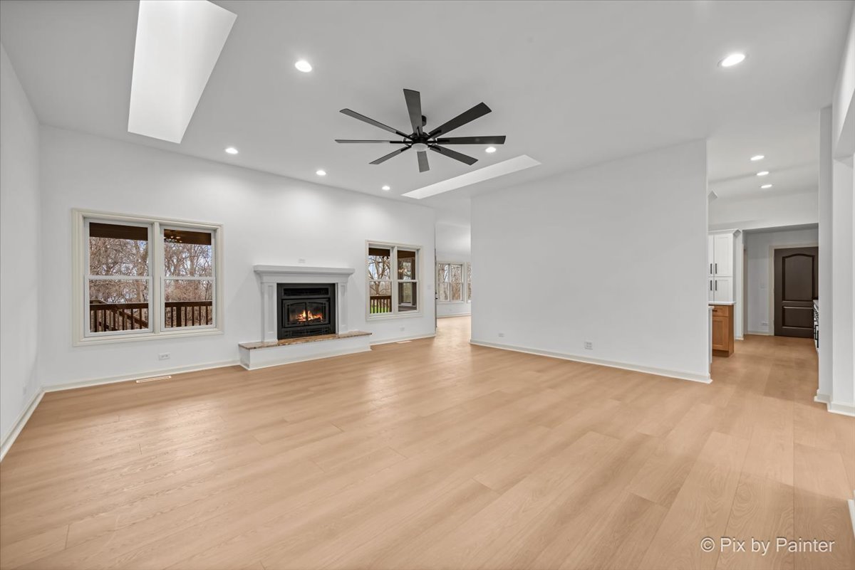 39182 N Rangers Way, Antioch, IL 60002