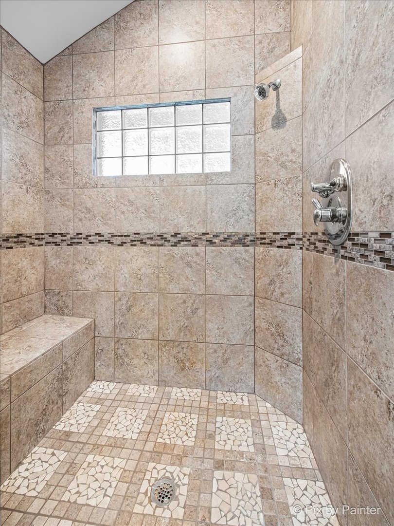 39182 N Rangers Way, Antioch, IL 60002