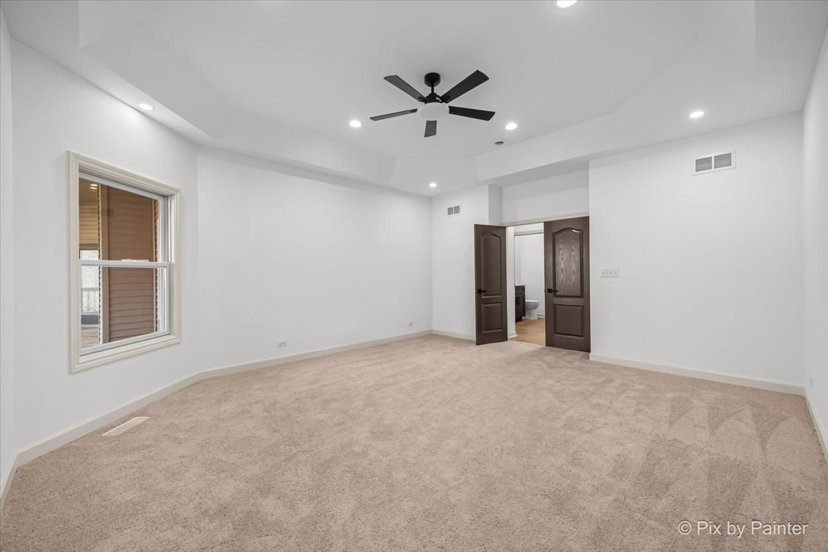 39182 N Rangers Way, Antioch, IL 60002