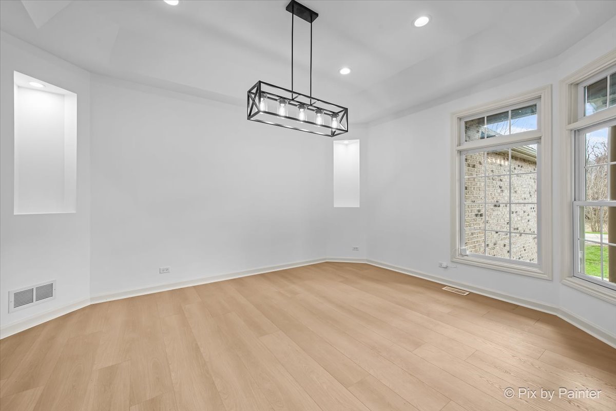 39182 N Rangers Way, Antioch, IL 60002