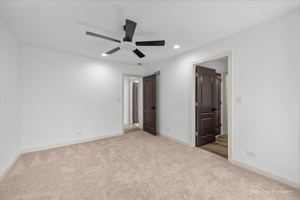 39182 N Rangers Way, Antioch, IL 60002