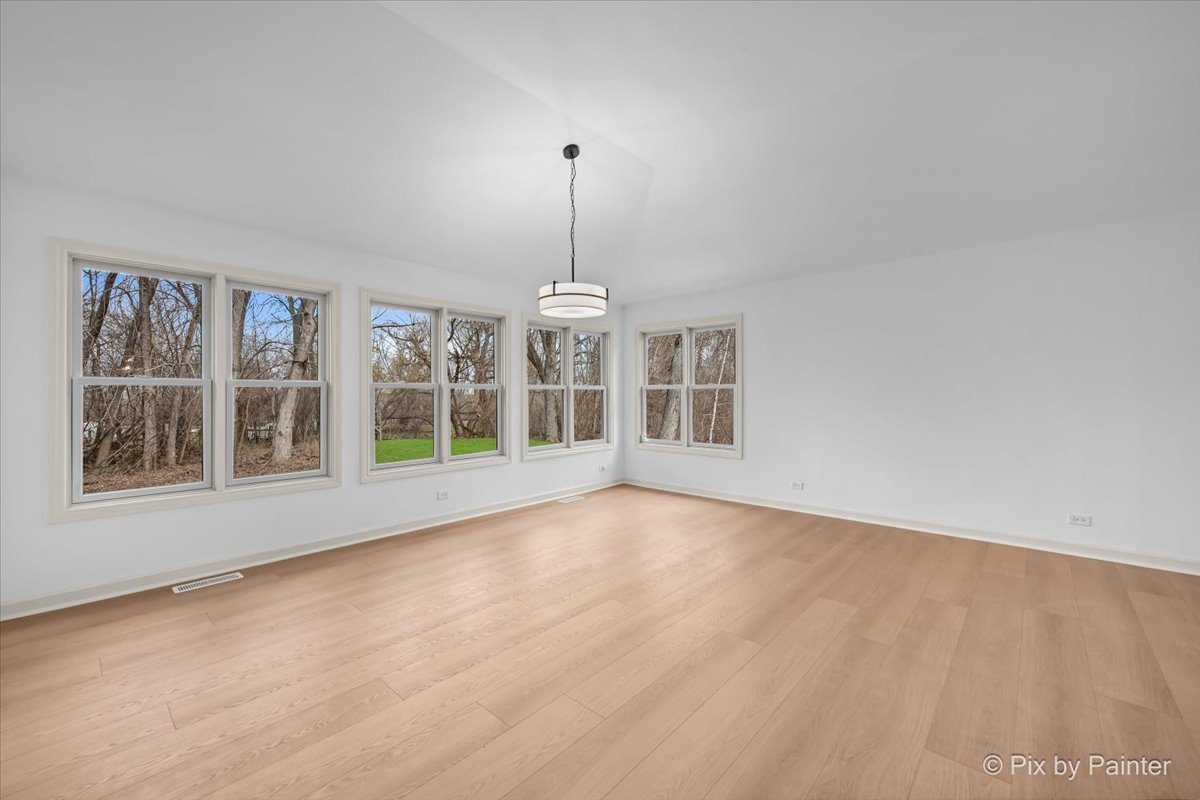 39182 N Rangers Way, Antioch, IL 60002