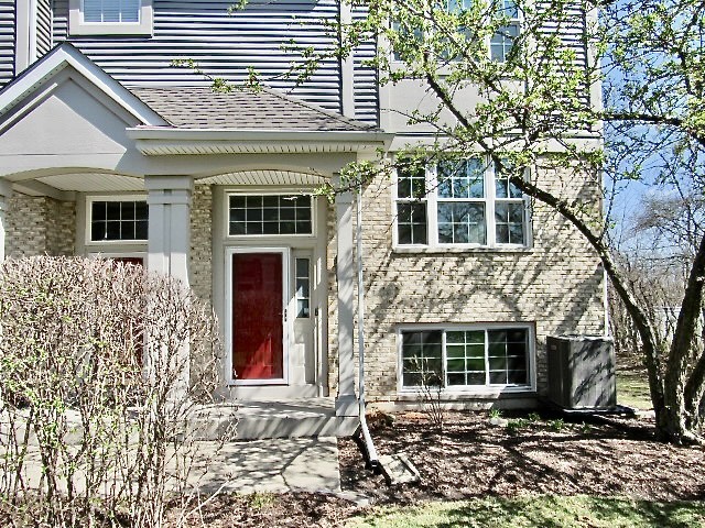 2667 Woodmere Drive #2667, Darien, IL 60561