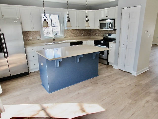 2667 Woodmere Drive #2667, Darien, IL 60561