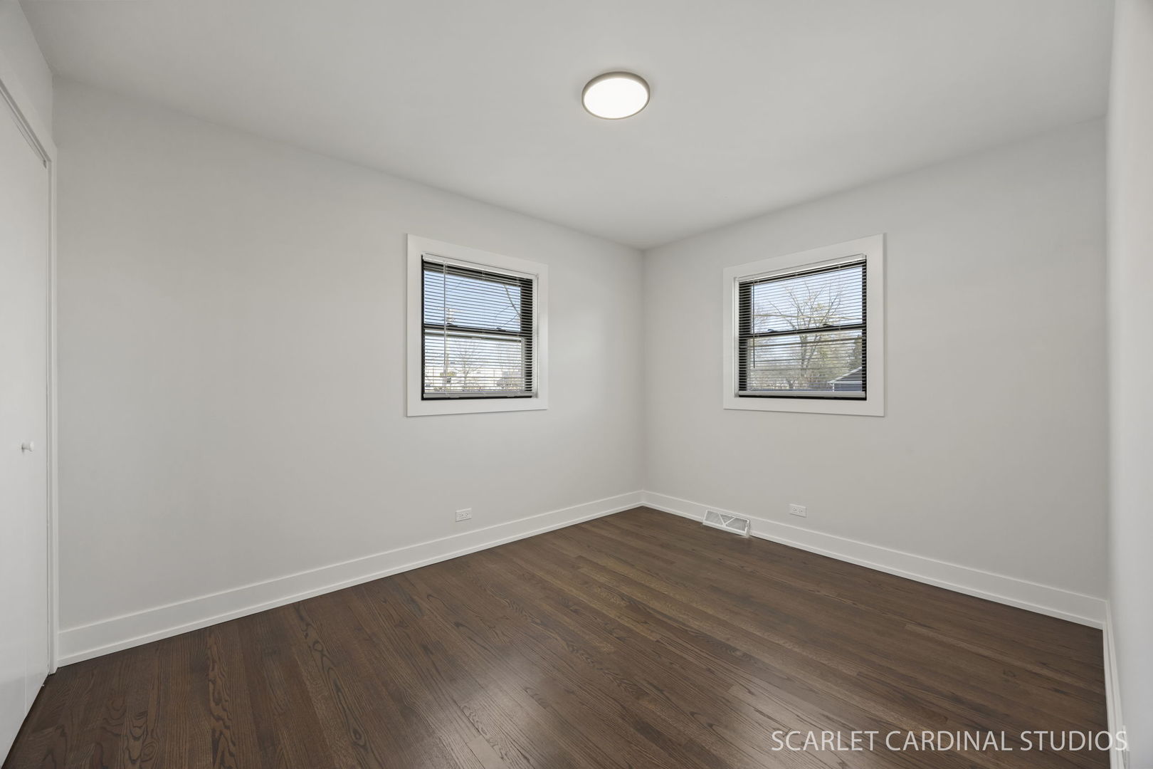 22W080 Valleyview Drive, Glen Ellyn, IL 60137