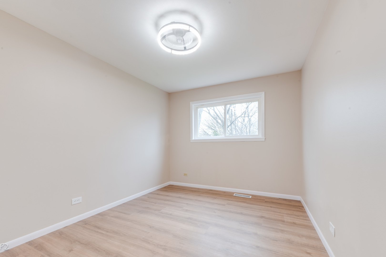 2712 Mohawk Avenue, Woodridge, IL 60517