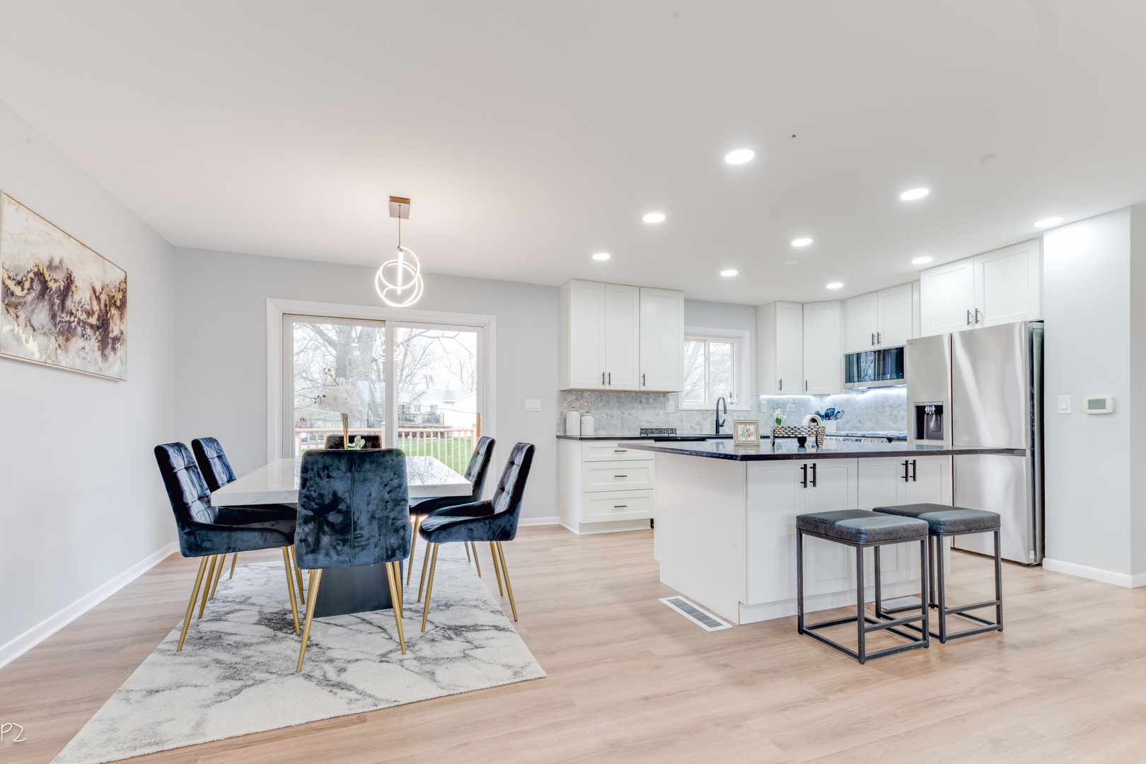 2712 Mohawk Avenue, Woodridge, IL 60517