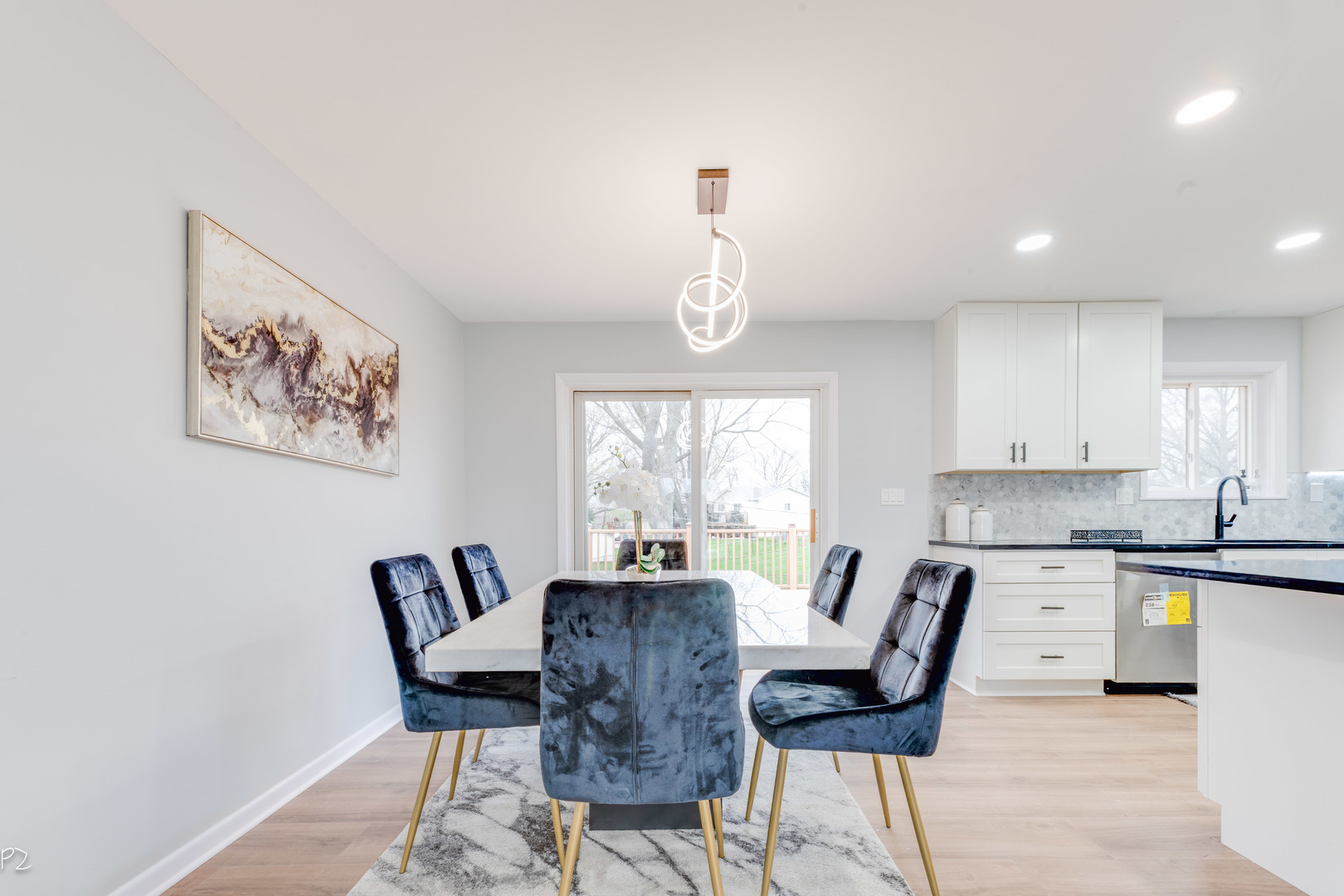 2712 Mohawk Avenue, Woodridge, IL 60517