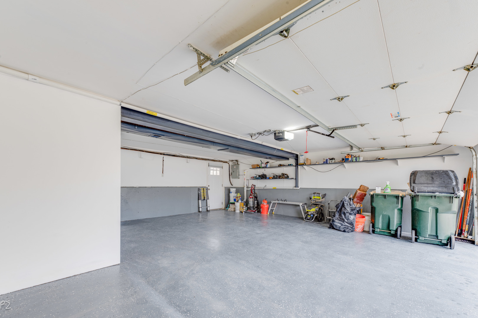 2712 Mohawk Avenue, Woodridge, IL 60517