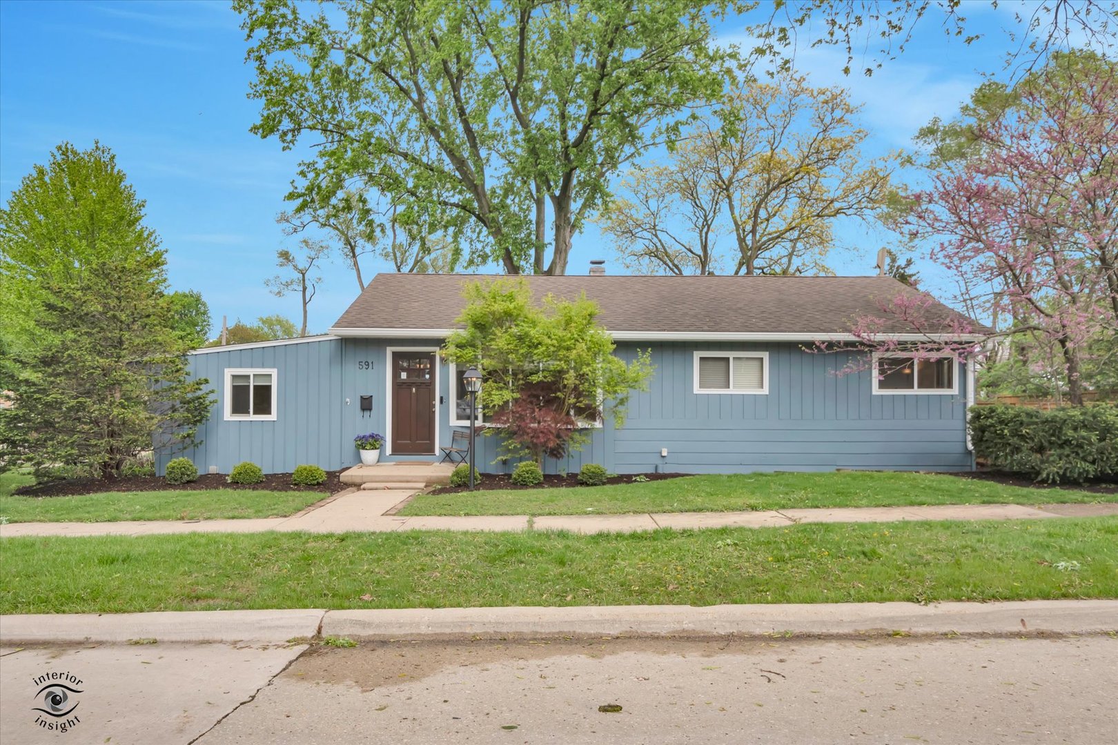 591 S Charlotte Street, Lombard, IL 60148