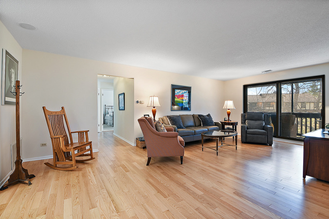 7737 W GOLF Drive #303, Palos Heights, IL 60463